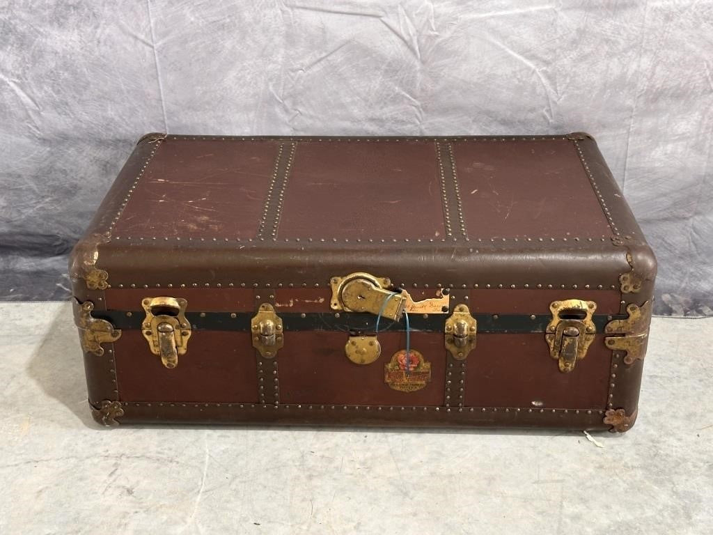 Vintage 1920’s Rose Company Luggage Trunk