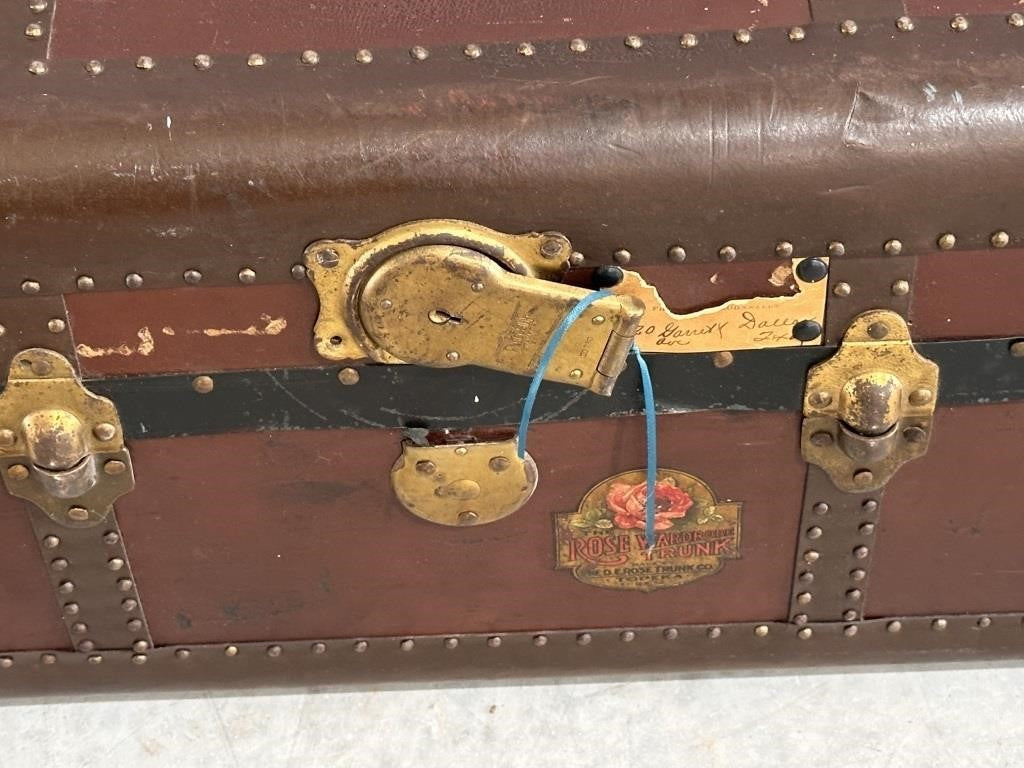 Vintage 1920’s Rose Company Luggage Trunk
